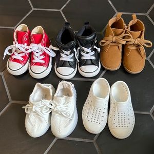 5 pairs of toddler shoes